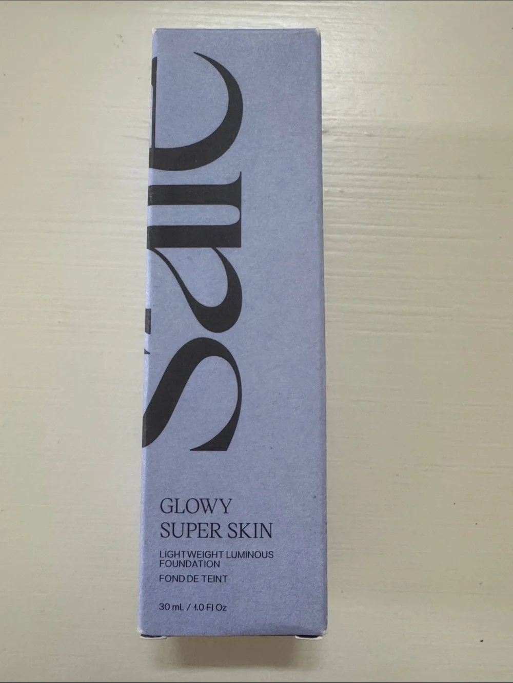 Glowy Super Skin Lightweight Luminous Foundation - Shade 2